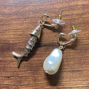 Betsy Johnson fish and pearl earings